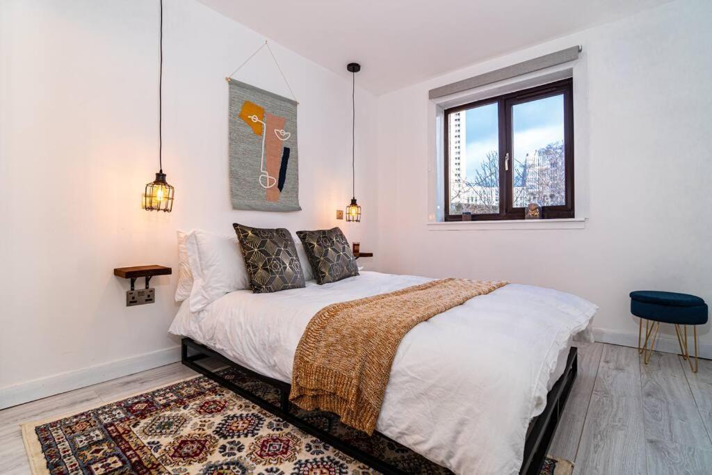 Stylish City Pad With Free Private Parking Glasgow Bagian luar foto